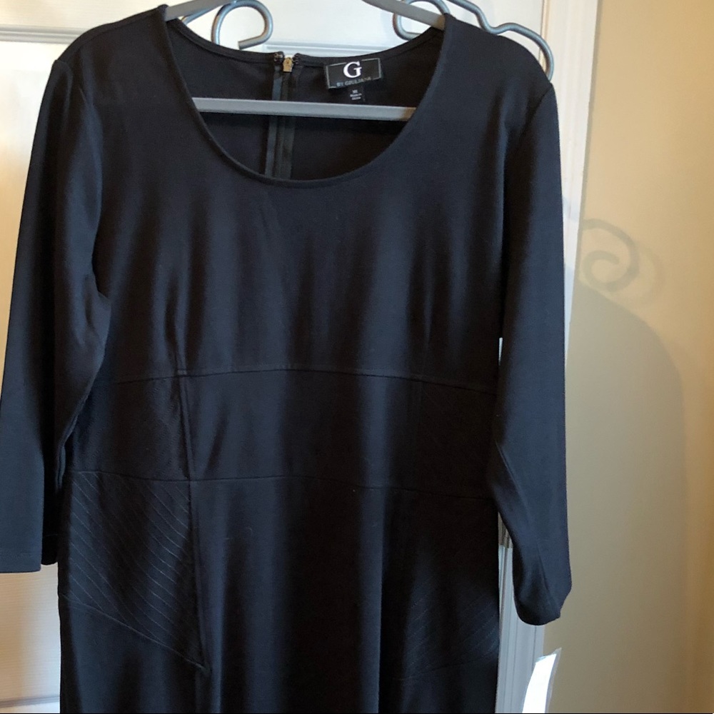 Bodycon black dress by Giuliana Rancic